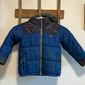 Patagonia 4T synthetic puffer